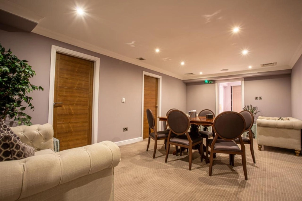 Waterton Park Hotel & Spa - Hotel Photo 9