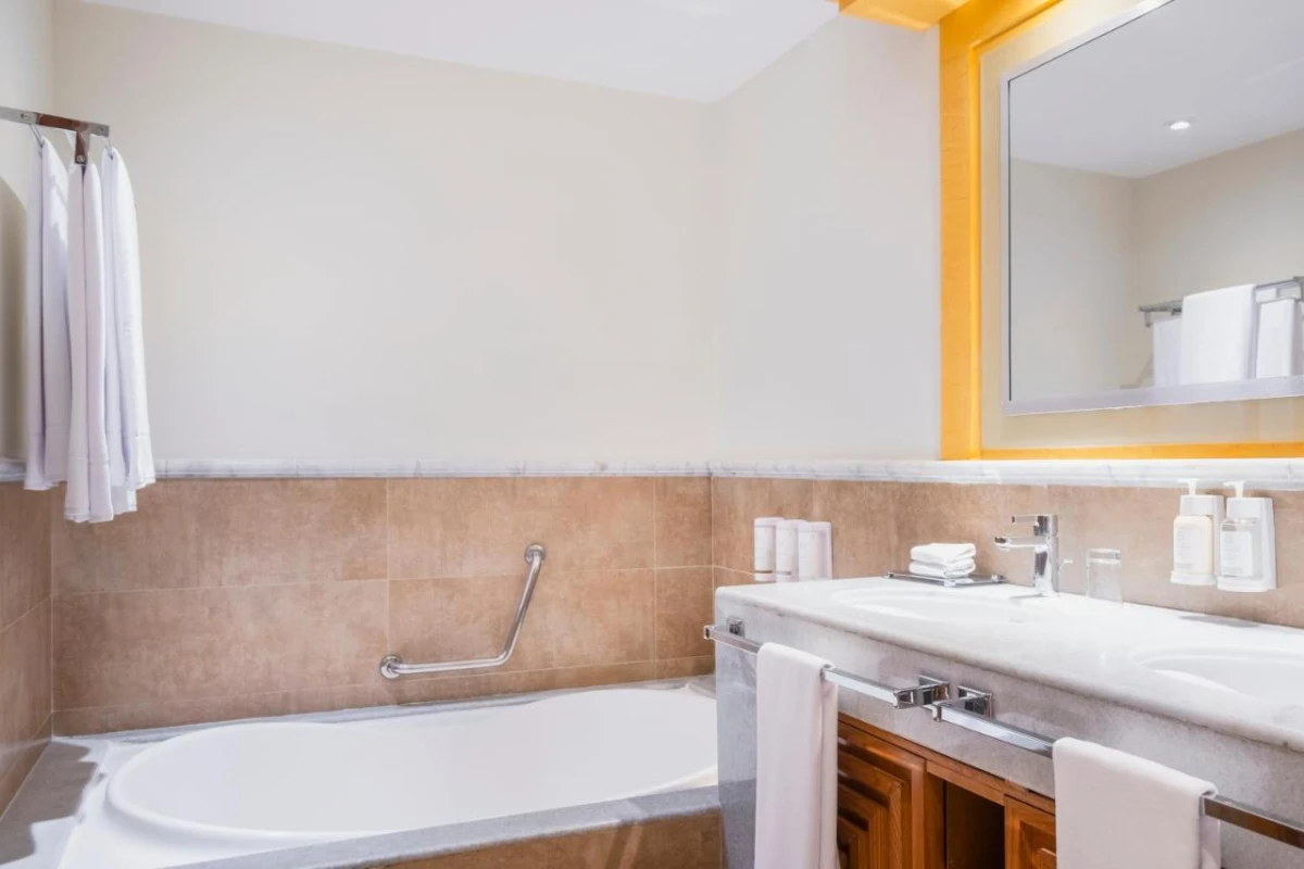 Iberostar Selection Rose Hall Suites - Hotel Photo 8