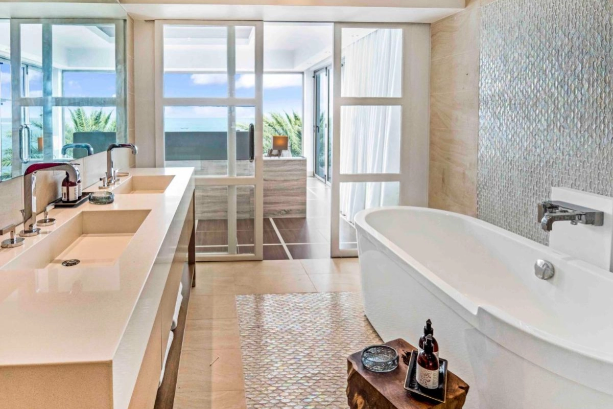 Hodges Bay Resort & Spa - Hotel Photo 9