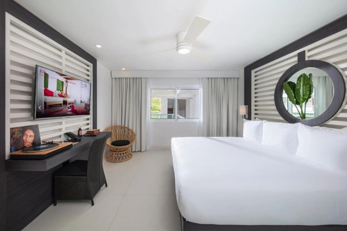 S Hotel Montego Bay - Hotel Photo 2