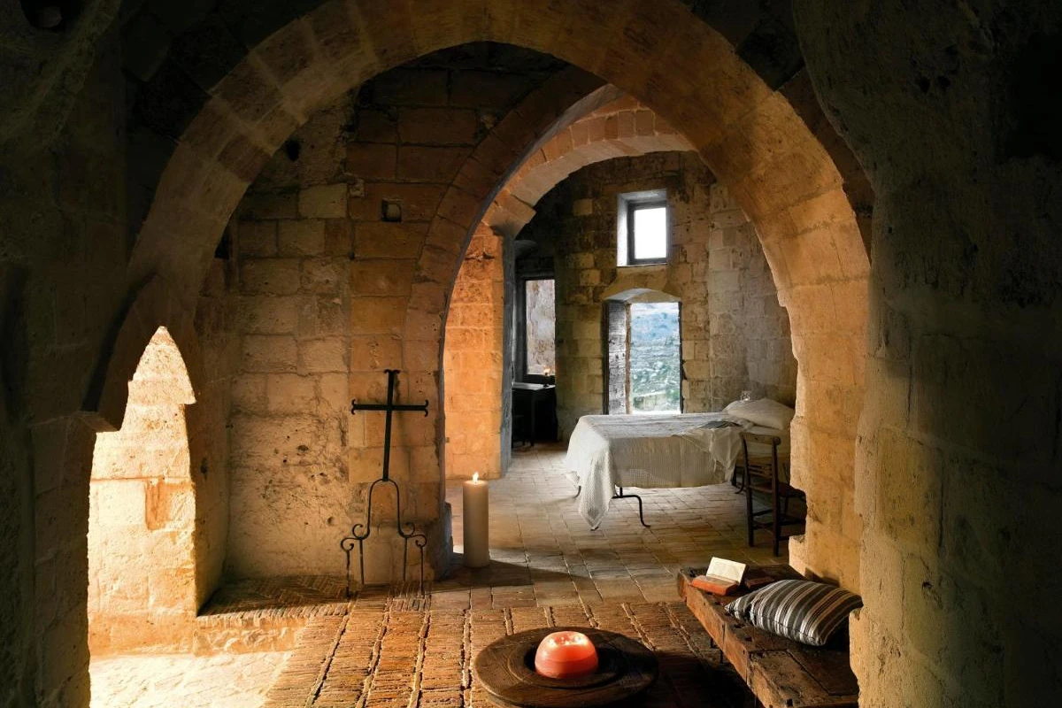 Sextantio Le Grotte Della Civita Hotel - Hotel Photo 2