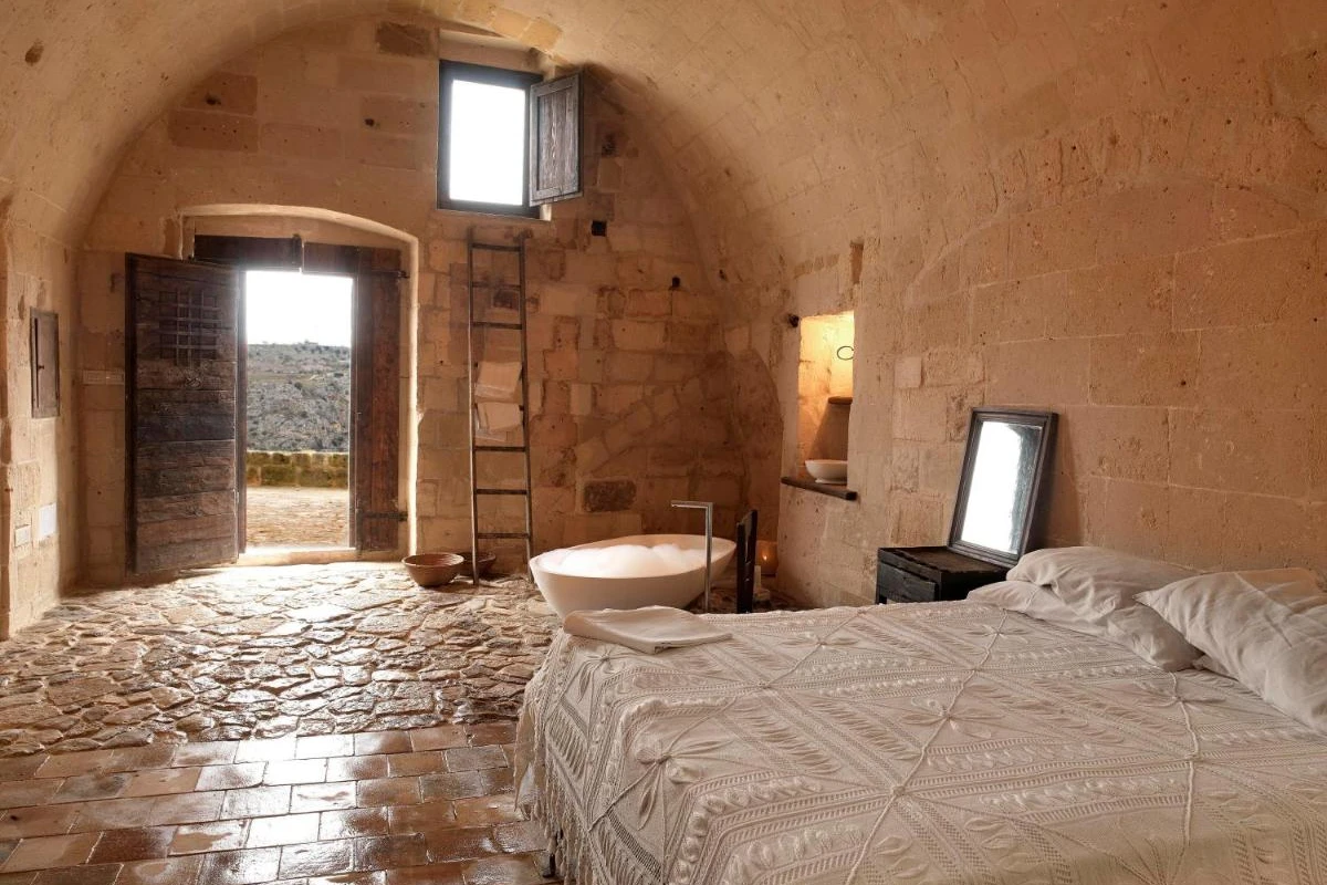 Sextantio Le Grotte Della Civita Hotel - Hotel Photo 3