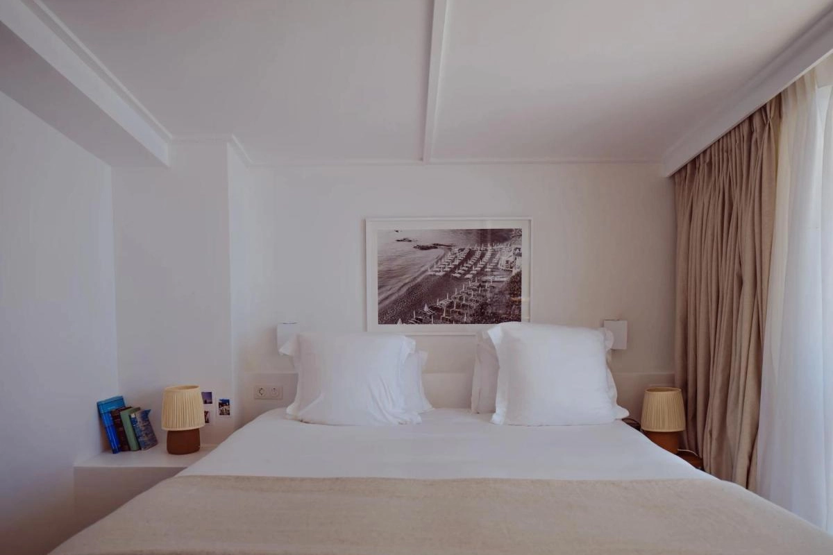 Hotel Les Roches Rouges - Hotel Photo 4