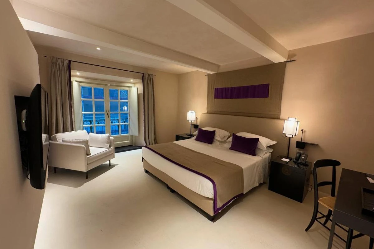 Hotel Palazzo Durazzo Suites - Hotel Photo 6