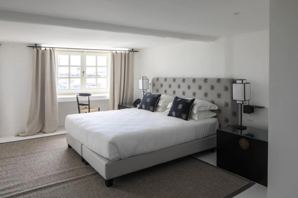 Hotel Palazzo Durazzo Suites - Hotel Photo 47