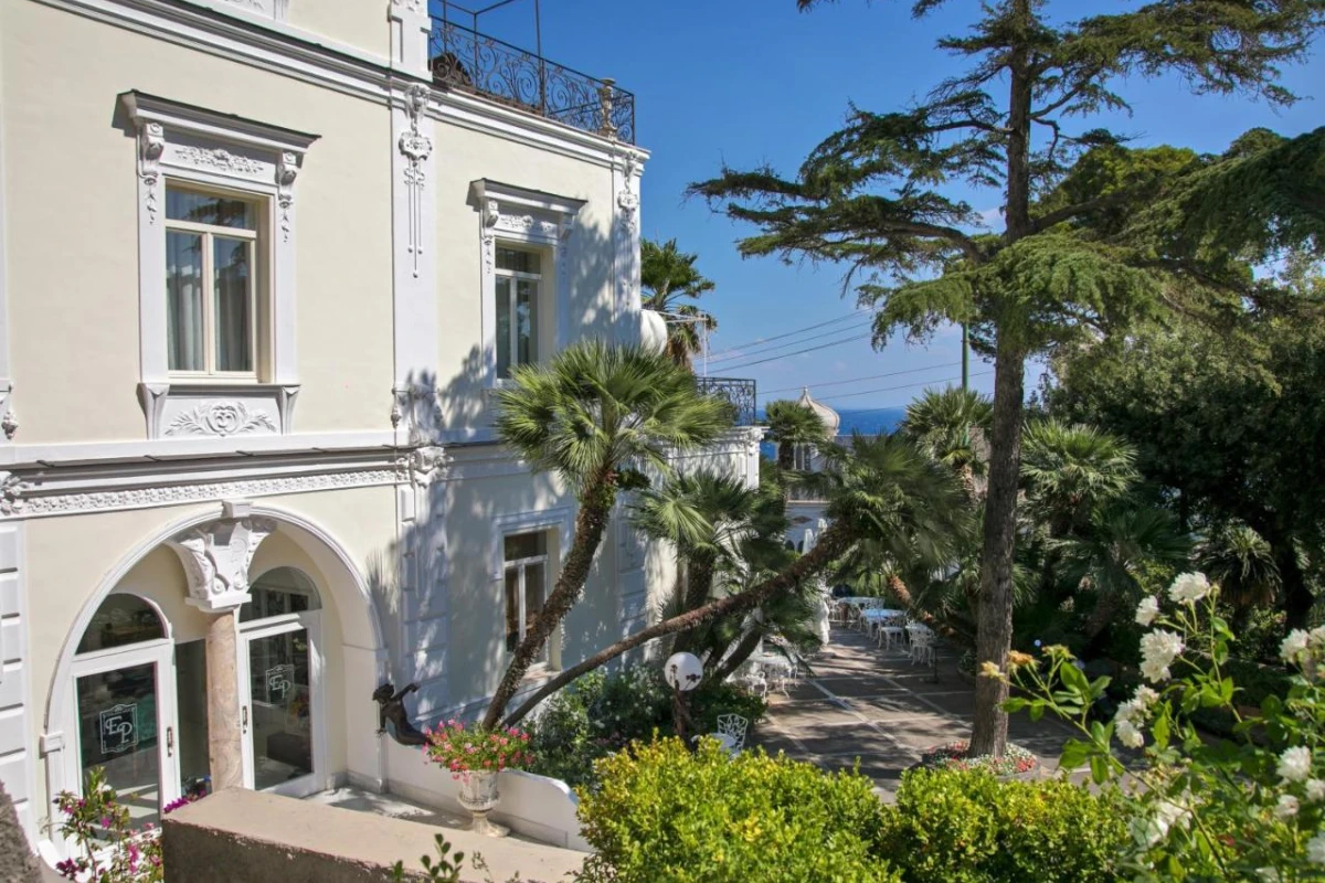 Luxury Villa Excelsior Parco - Hotel Photo 3