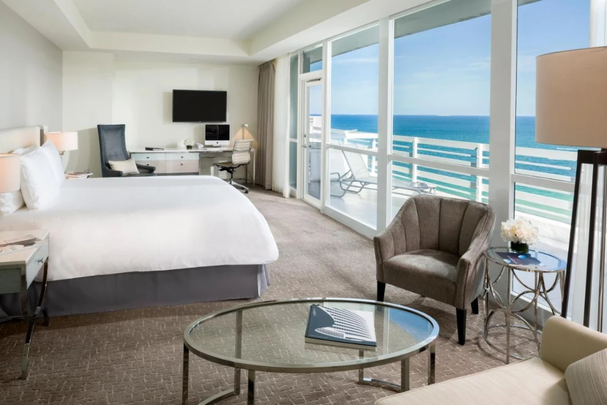 Fontainebleau Miami Beach - Hotel Photo 17