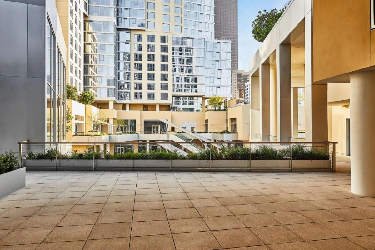 Conrad Los Angeles - Hotel Photo 3