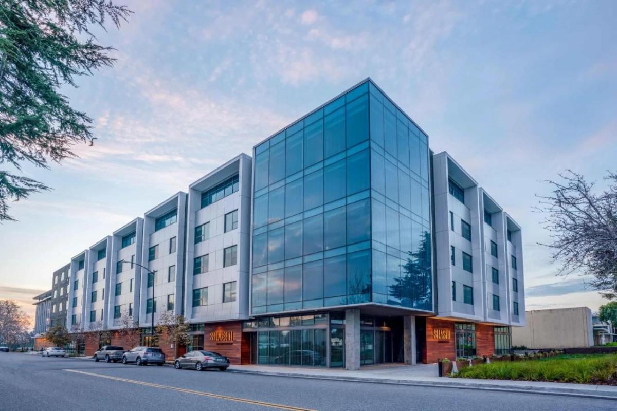 Shashi Hotel Mountain View An Urban Resort - Hotel Photo 9