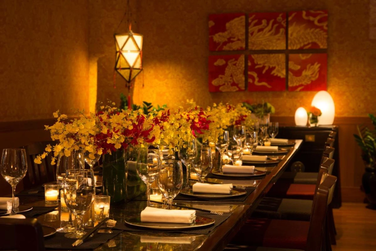 The Peninsula Chicago - Hotel Photo 8