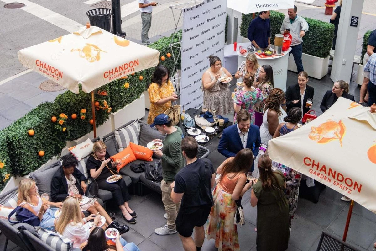 Sofitel Chicago Magnificent Mile - Hotel Photo 3