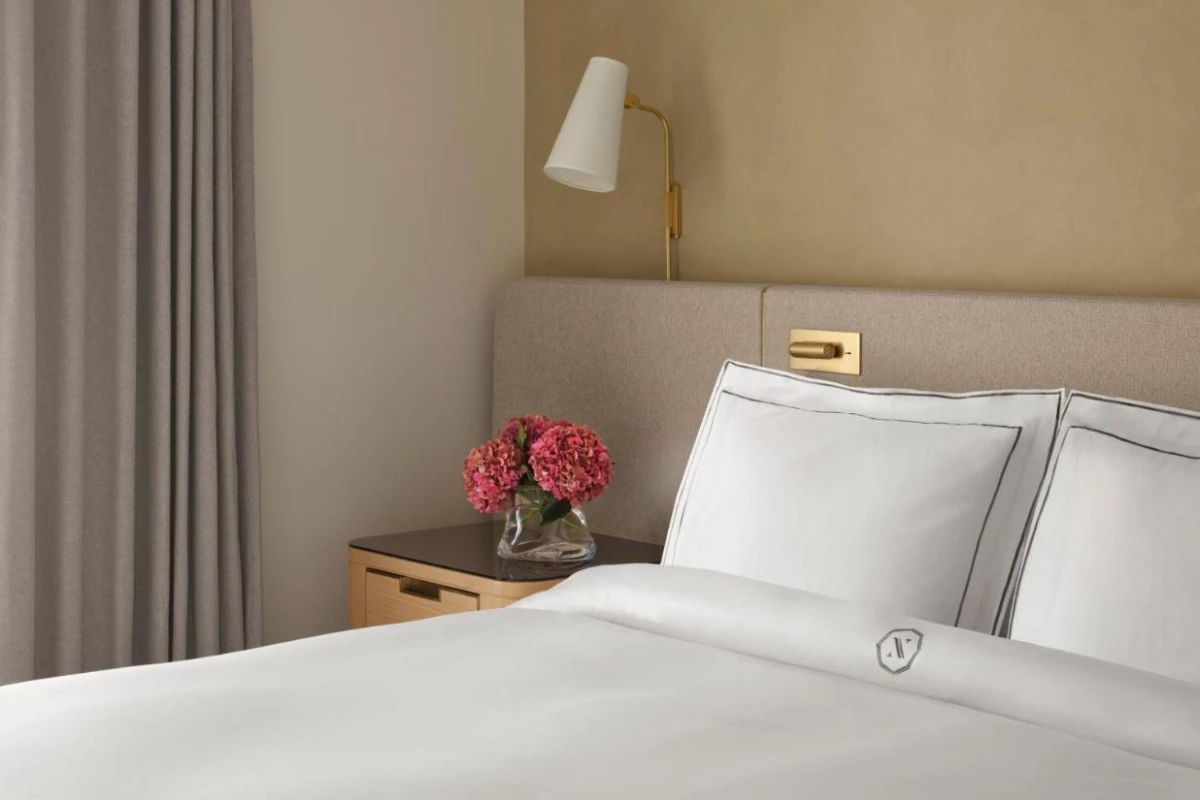 The Newbury Boston - Hotel Photo 23