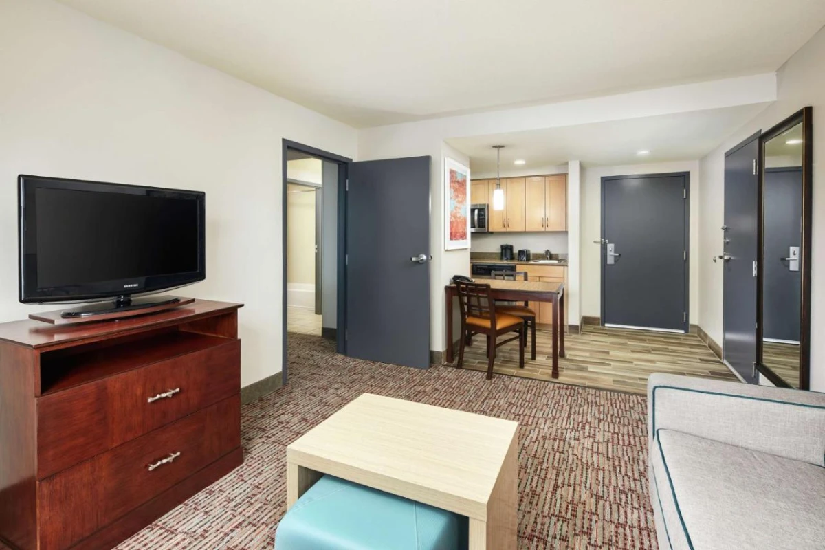 Homewood Suites By Hilton Columbus - Hotel Photo 13