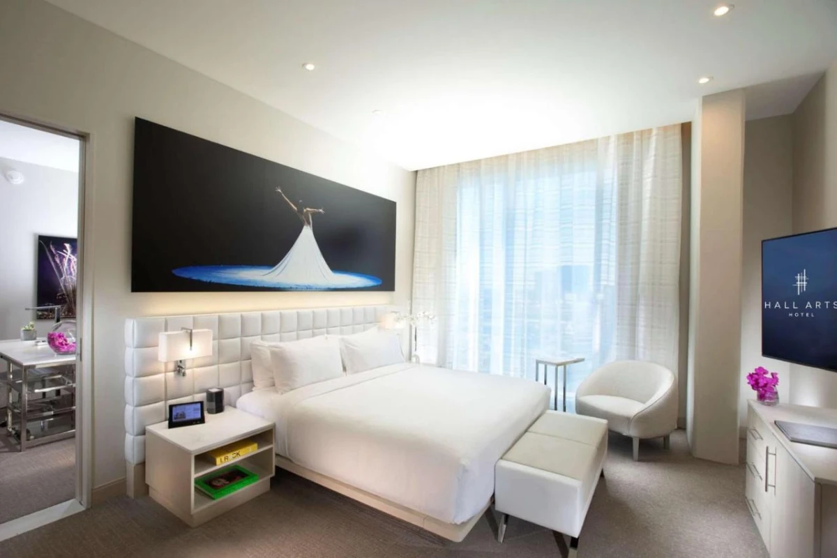 HALL Arts Hotel Dallas Curio Collection by Hilton - Hotel Photo 16