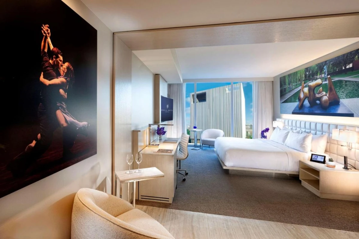 HALL Arts Hotel Dallas Curio Collection by Hilton - Hotel Photo 23