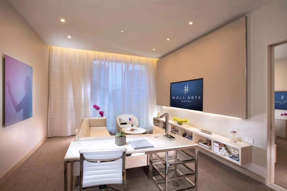 HALL Arts Hotel Dallas Curio Collection by Hilton - Hotel Photo 31