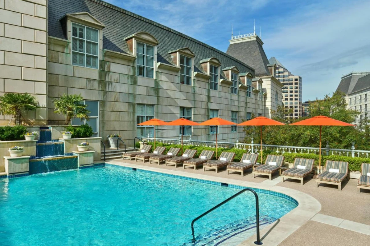 Hotel Crescent Court - Hotel Photo 1