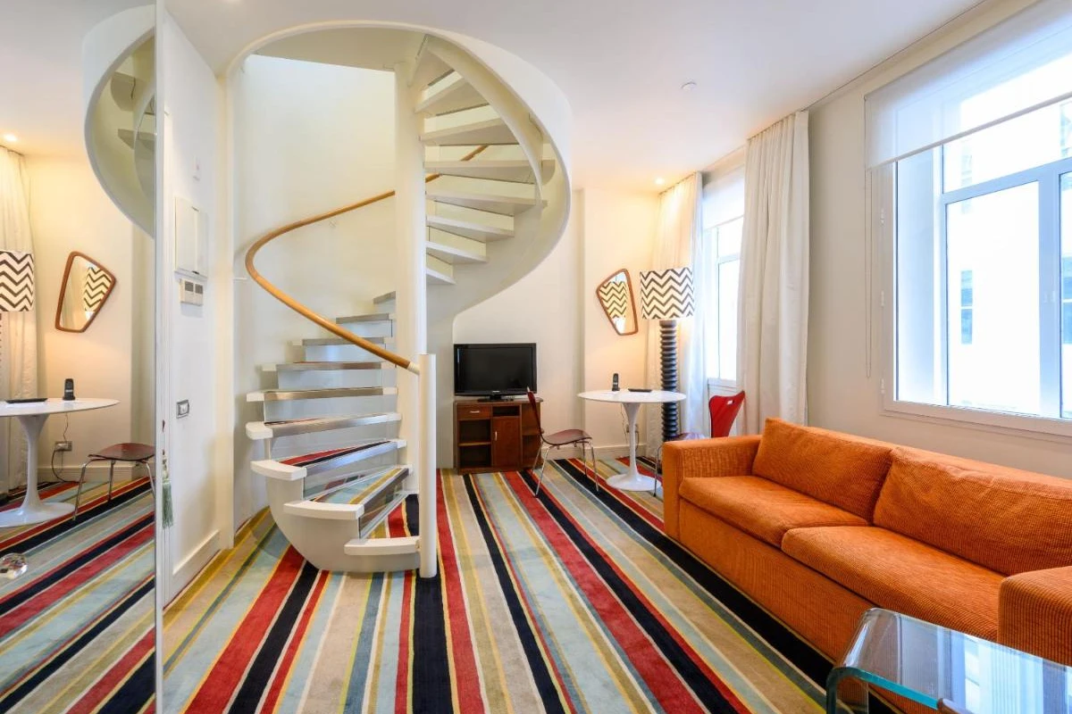 Hotel Debrett - Hotel Photo 1