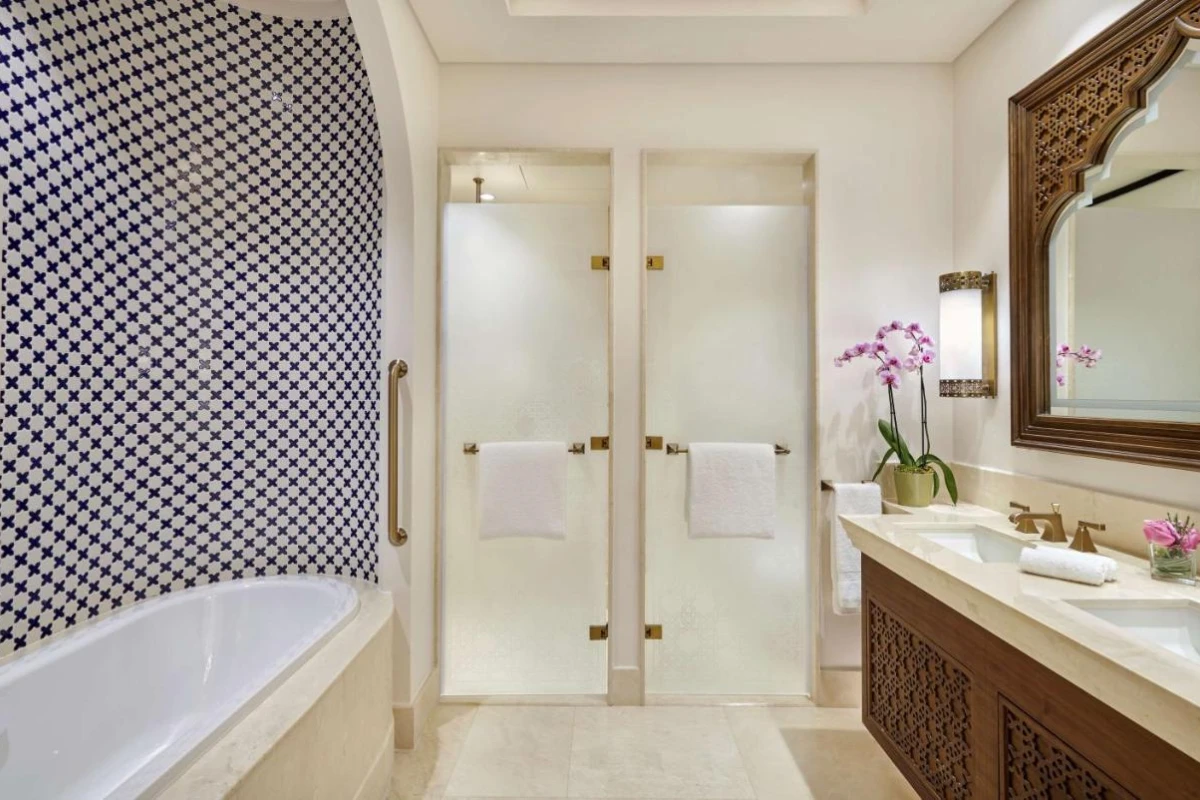 Hilton Salwa Beach Resort & Villas - Hotel Photo 13