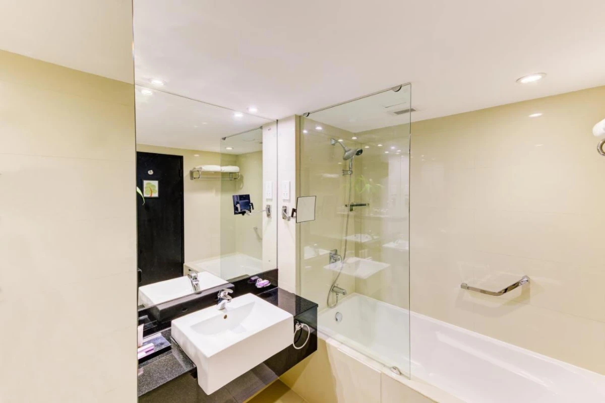 Cinnamon Lakeside Colombo - Hotel Photo 36