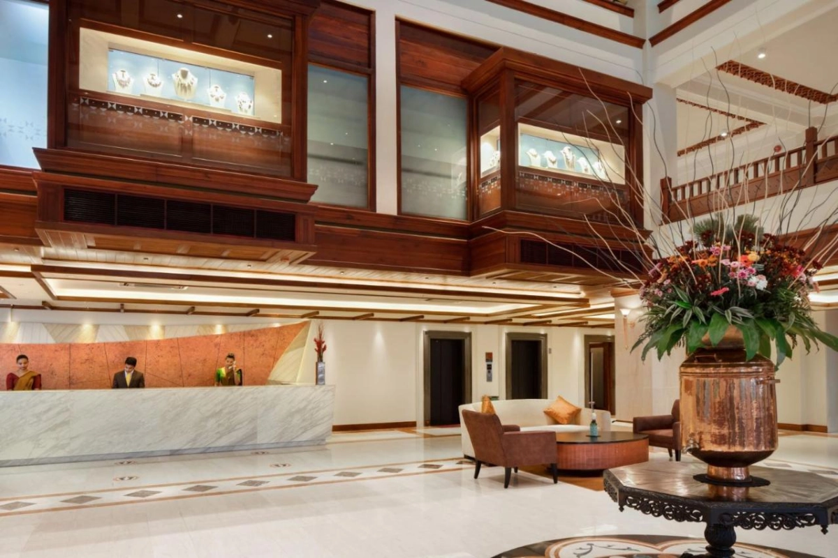 Earl's Regency - Hotel Photo 25