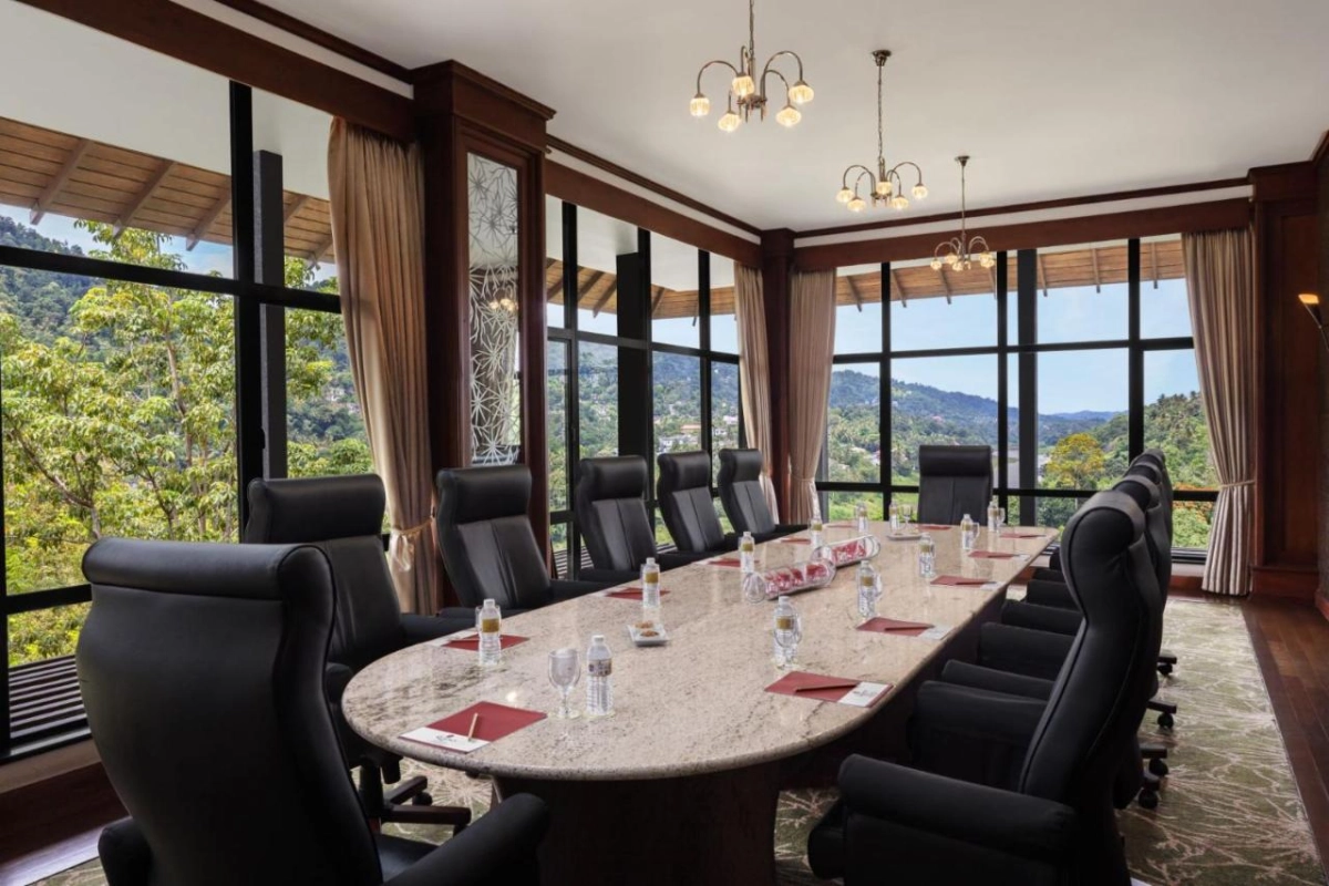 Earl's Regency - Hotel Photo 44