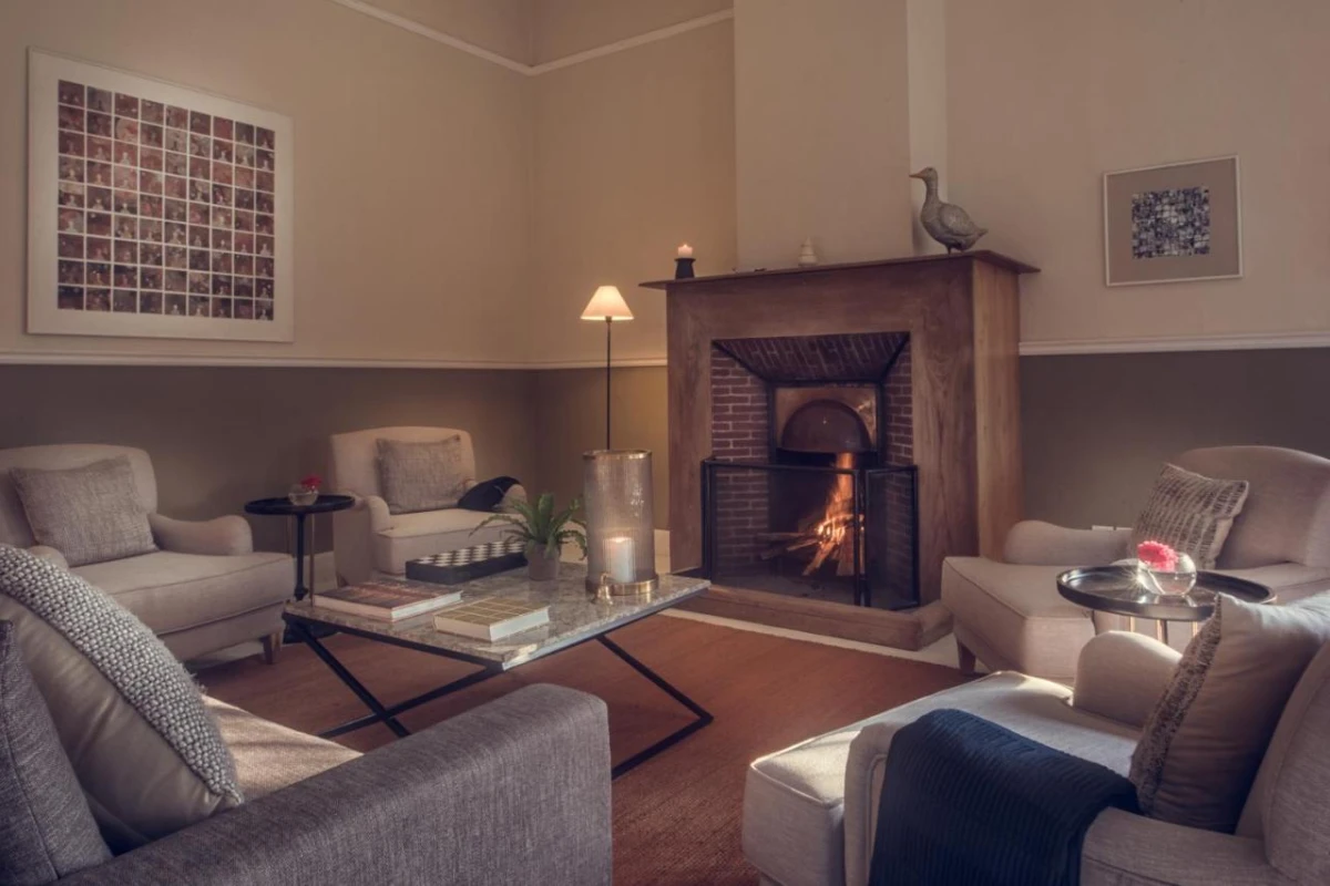 Nine Skies - Hotel Photo 36