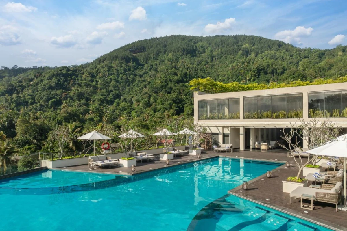 The Golden Crown Hotel - Hotel Photo 2