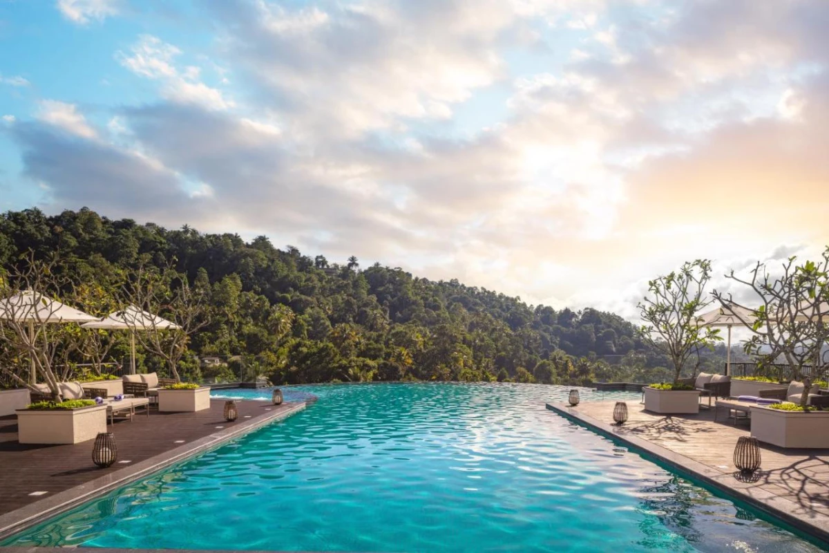 The Golden Crown Hotel - Hotel Photo 3