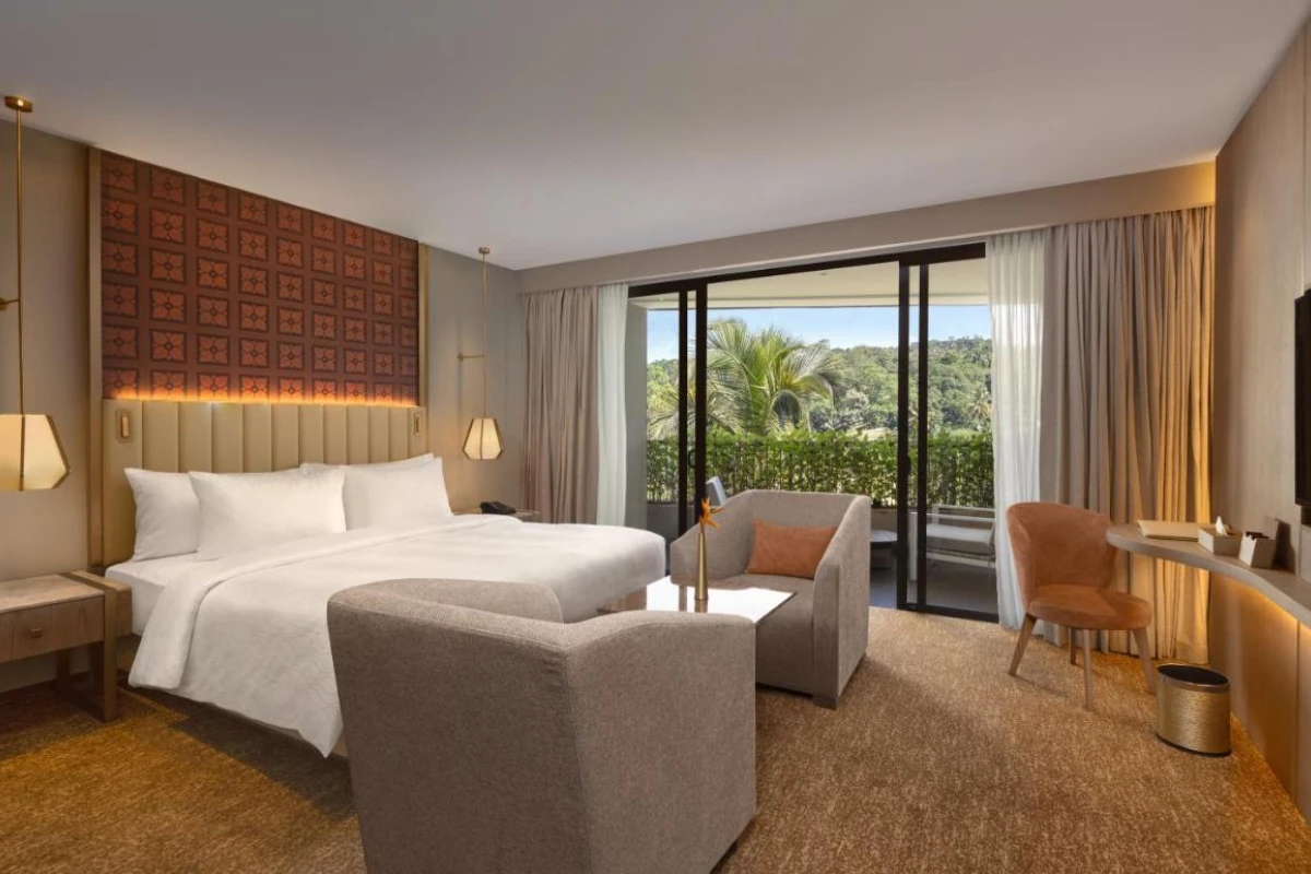 The Golden Crown Hotel - Hotel Photo 13