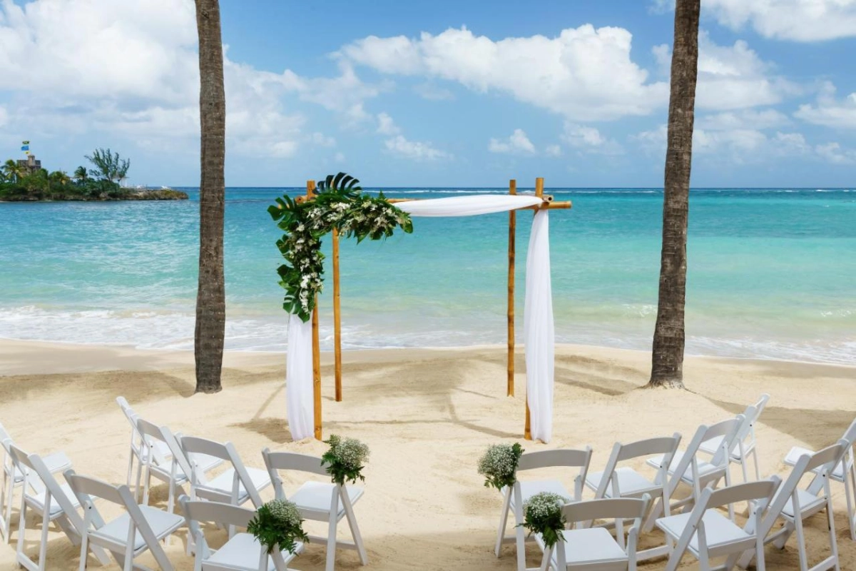 Couples Tower Isle - Hotel Photo 13