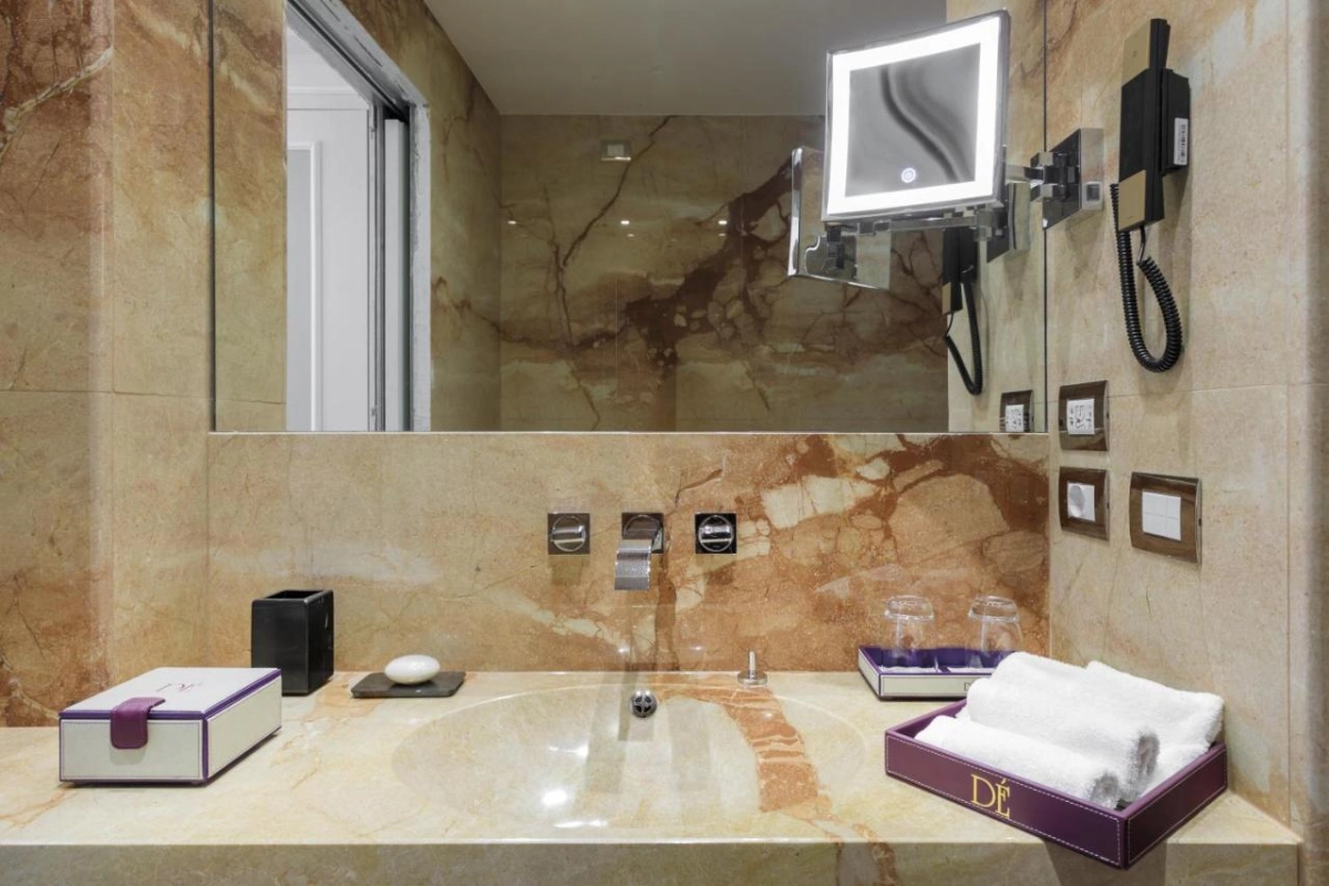 Grand Hotel Des Etrangers - Hotel Photo 13