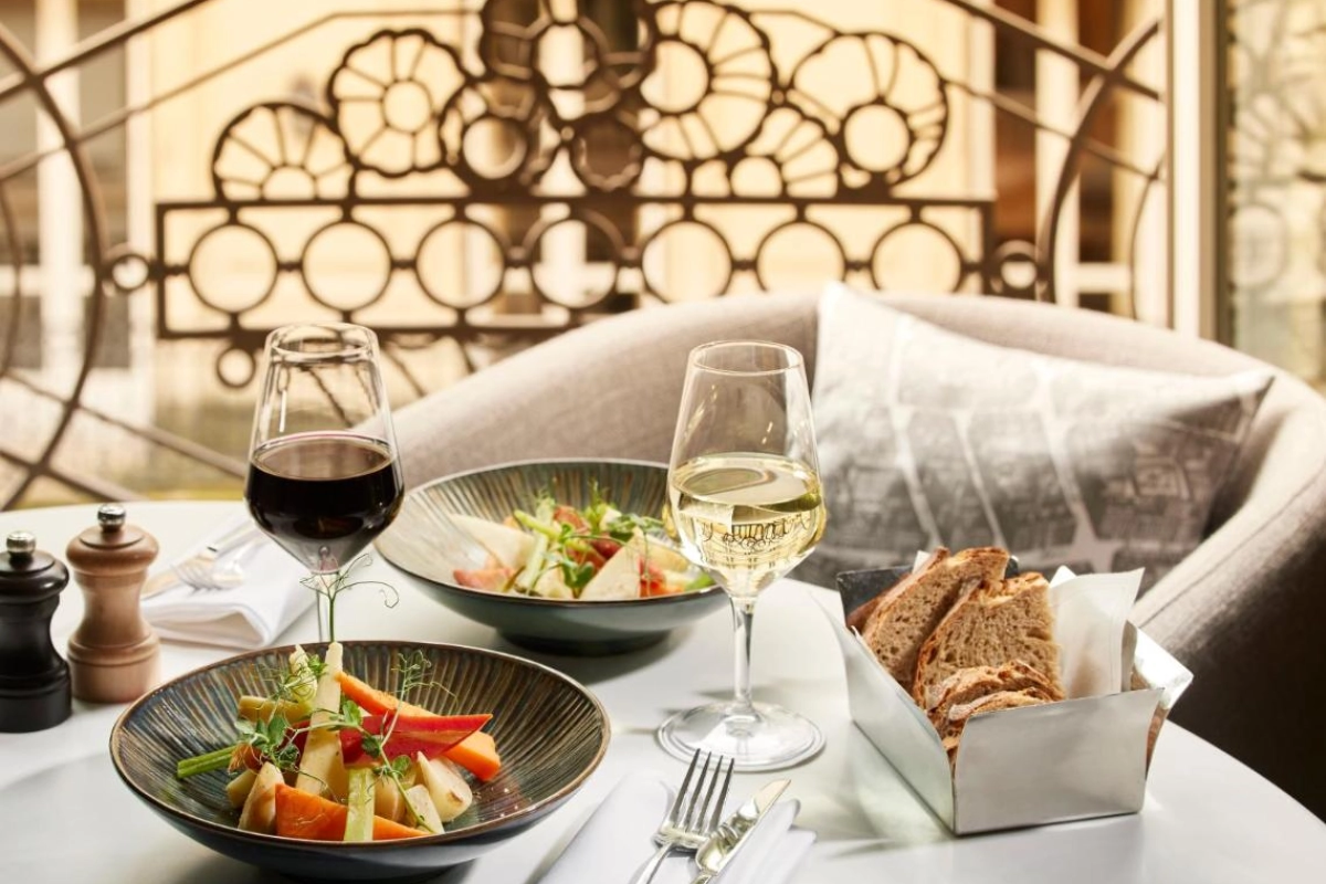 Sofitel Paris Arc de Triomphe - Hotel Photo 15