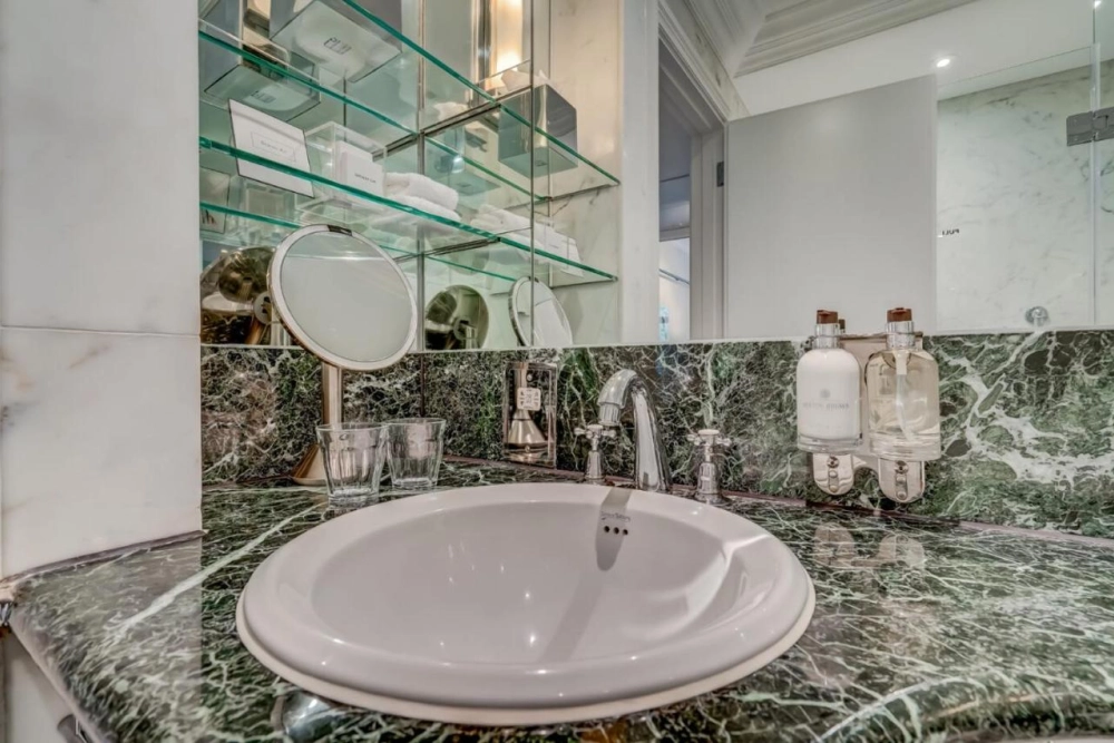 The Athenaeum Hotel & Residences - Hotel Photo 36