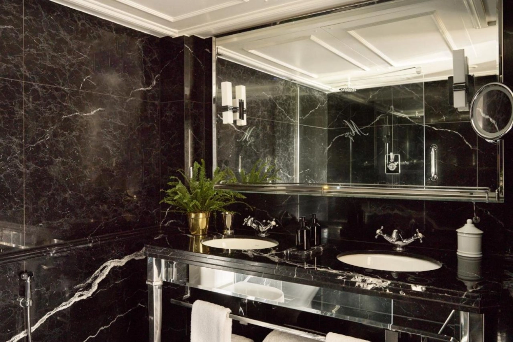 The Milestone Hotel & Residences - Hotel Photo 22