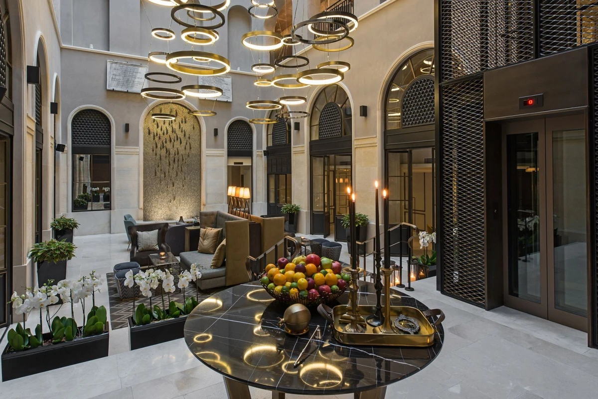 10 Karakoy