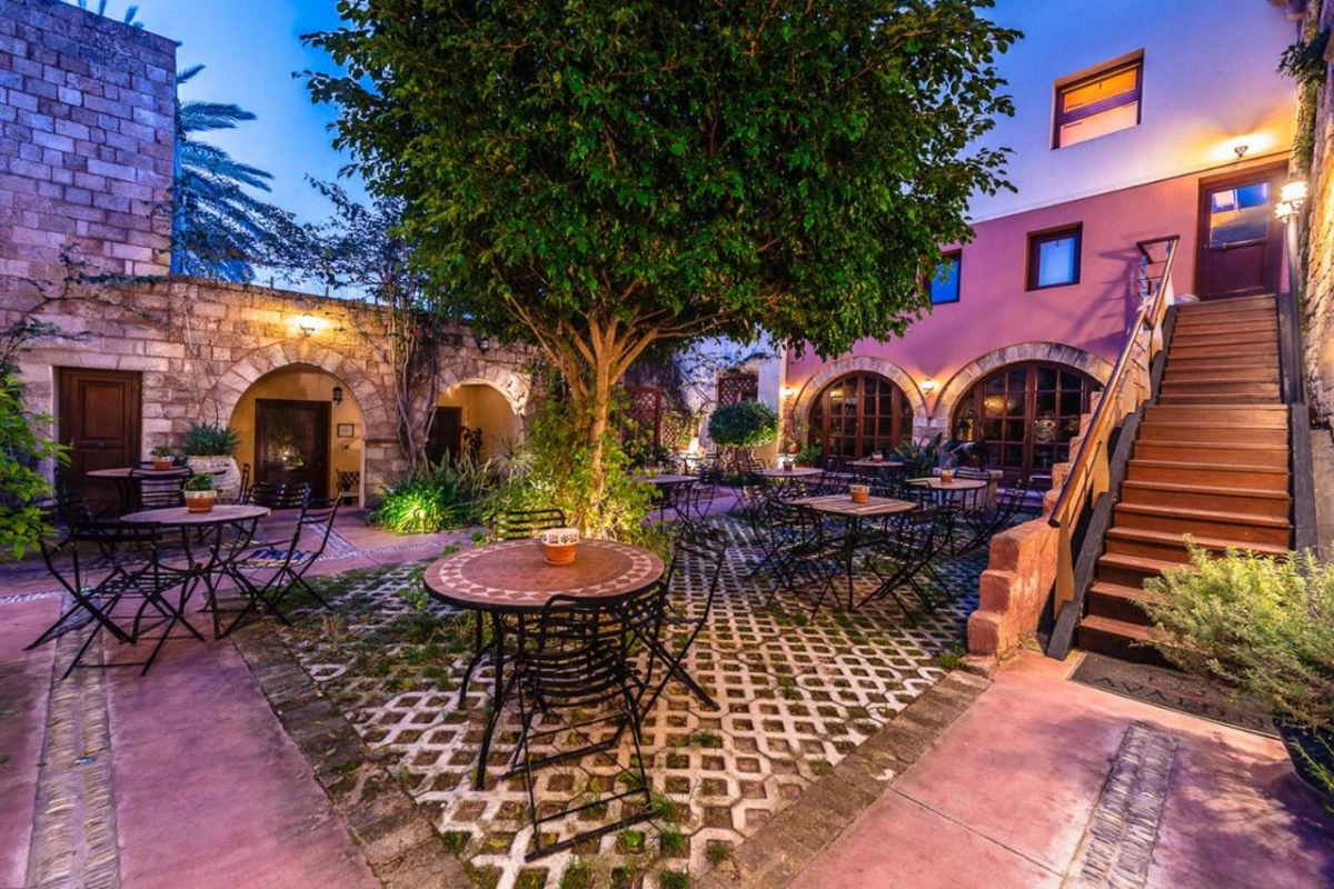 Avalon Boutique Hotel