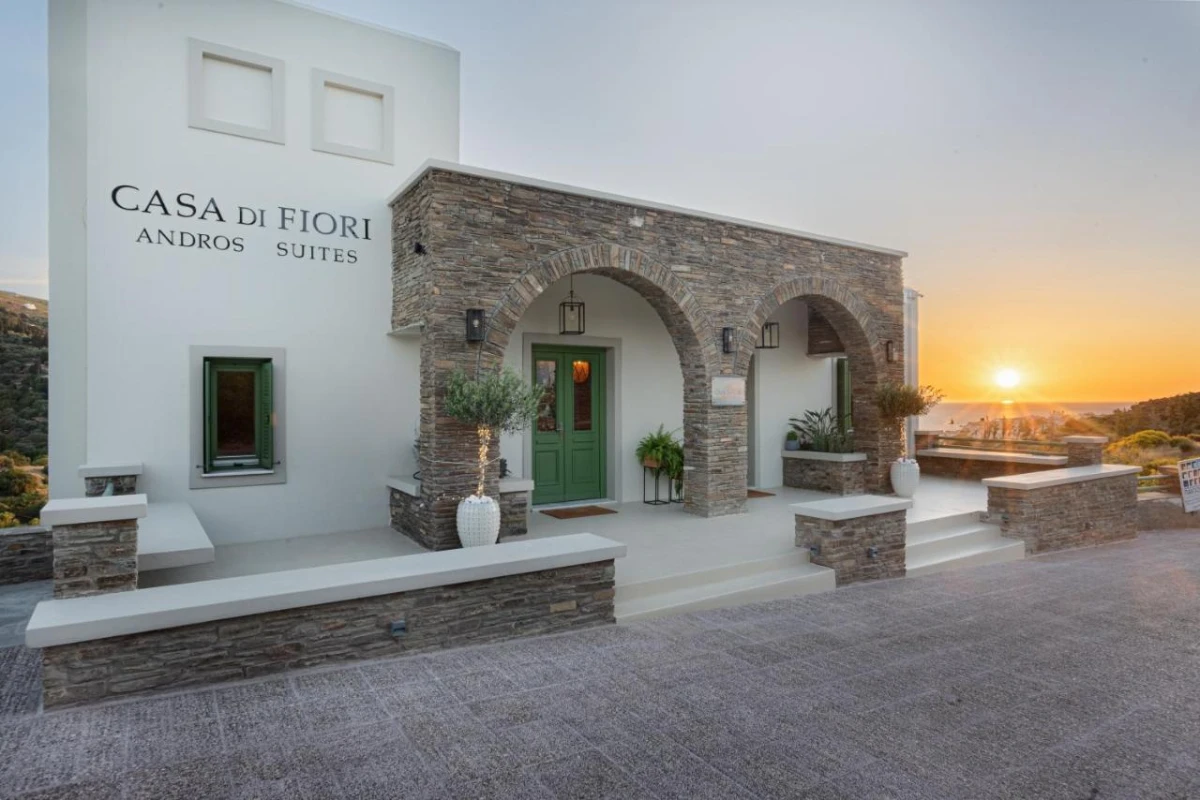 Casa Di Fiori Suites
