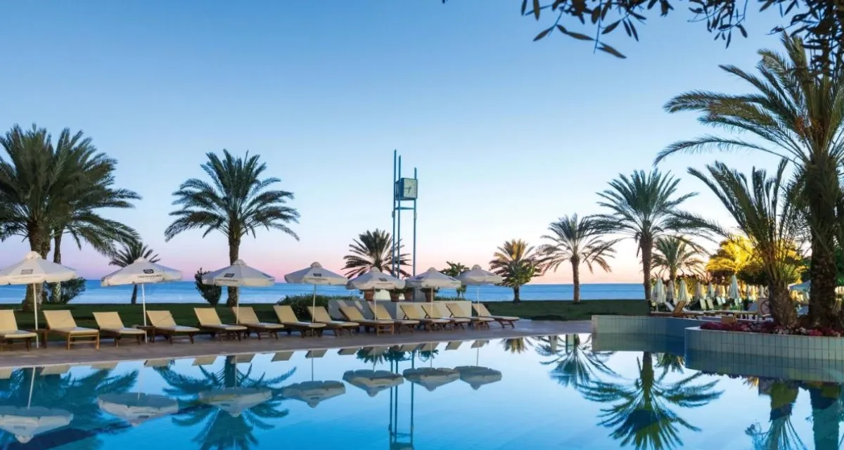 Constantinou Bros Athena Royal Beach