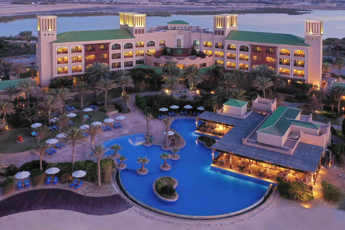 Desert Island Resort & Spa By Anantara