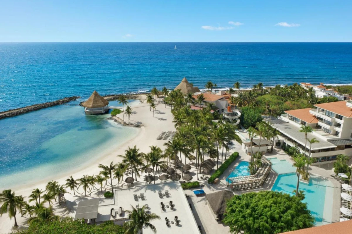 Dreams Aventuras Resort & Spa