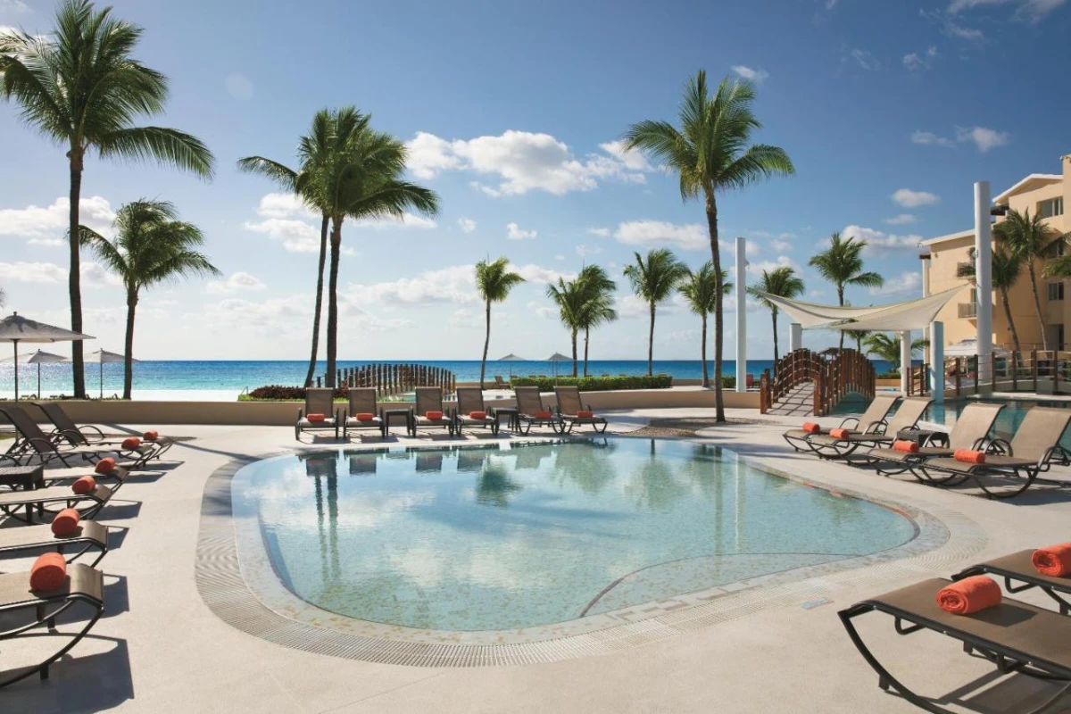 Dreams Jade Resort & Spa