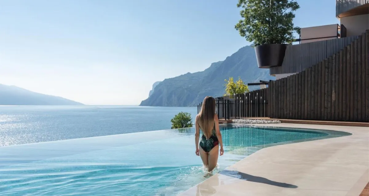 EALA My Lakeside Dream