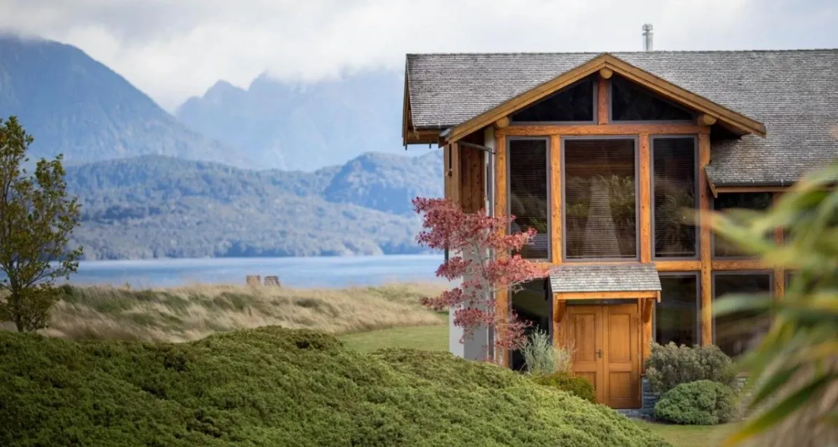 Fiordland Lodge