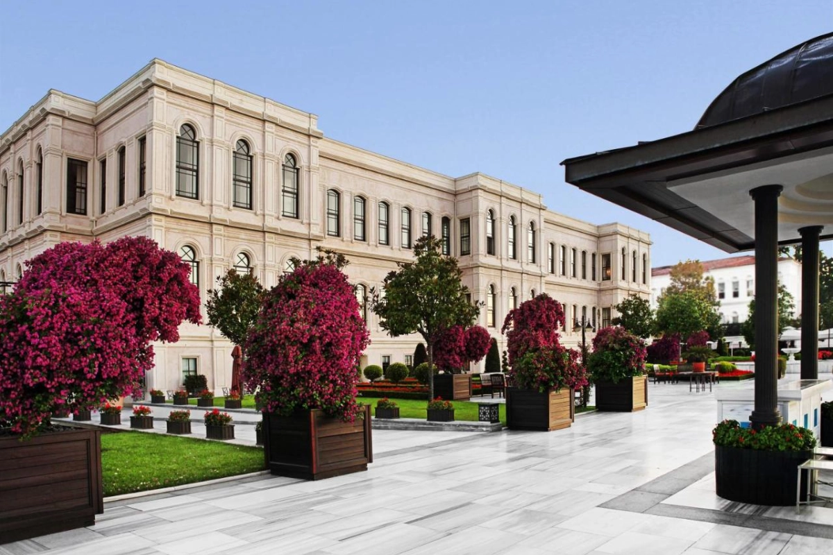 Four Seasons At The Bosphorus