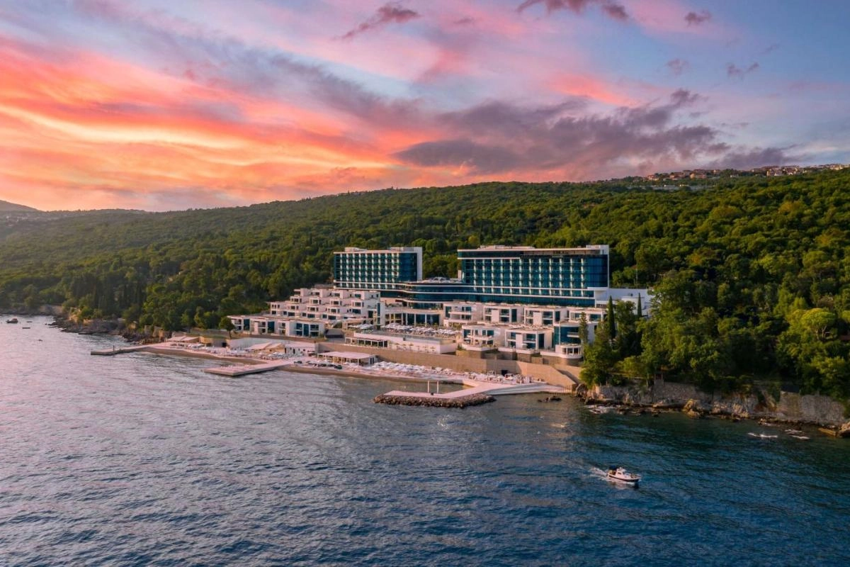 Hilton Rijeka Costabella Beach Resort & Spa