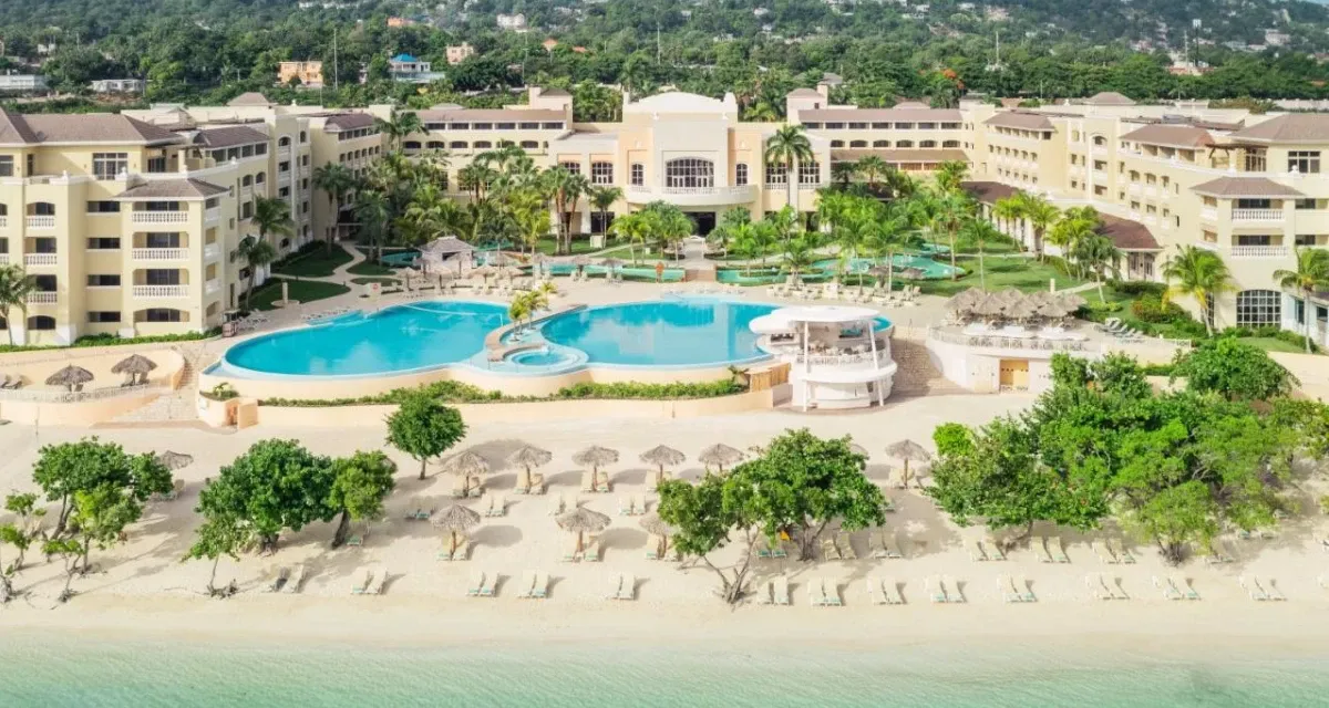 Iberostar Waves Rose Hall Beach