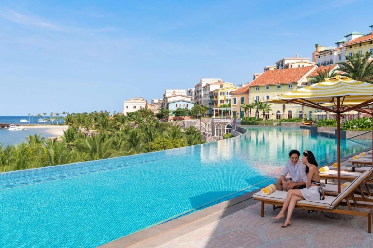 La Festa Phu Quoc Curio Collection By Hilton