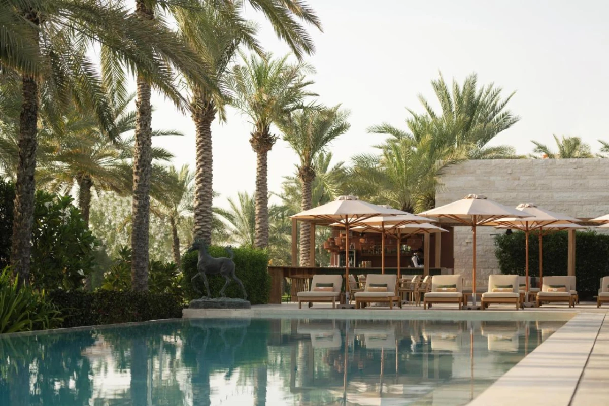 Melia Desert Palm Member of Melia Collection