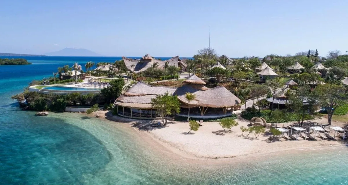 Menjangan Dynasty Resort